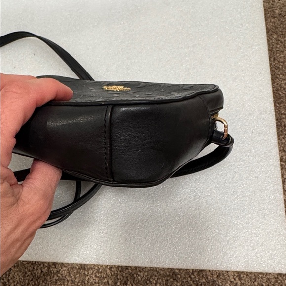 COACH Black Embossed Signature Camera Crossbody with Gold Logo - Picture 6 of 9